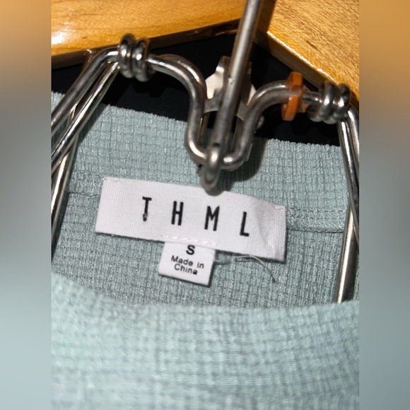 THML Trobriand Puff Sleeve Blouse Size Small EUC - Picture 4 of 7